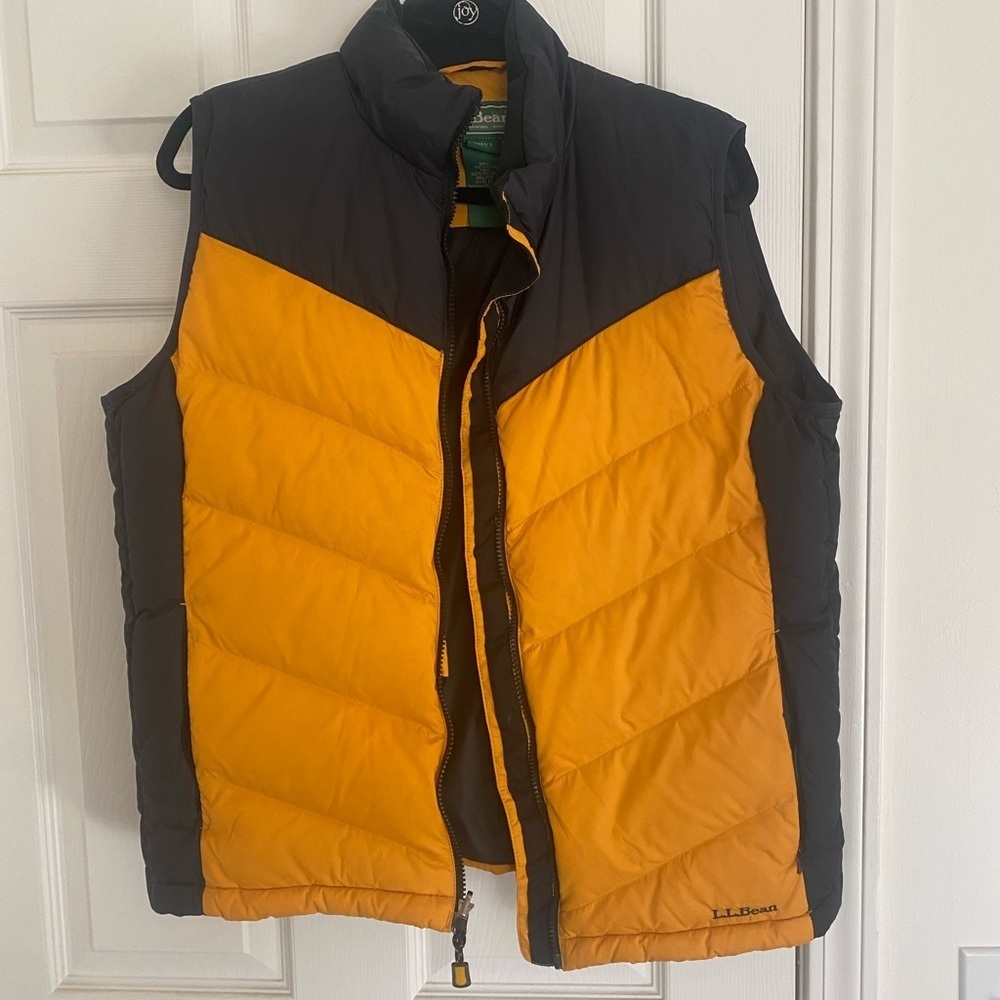 LLBean puffer vest. Vintage. Size Large great condition